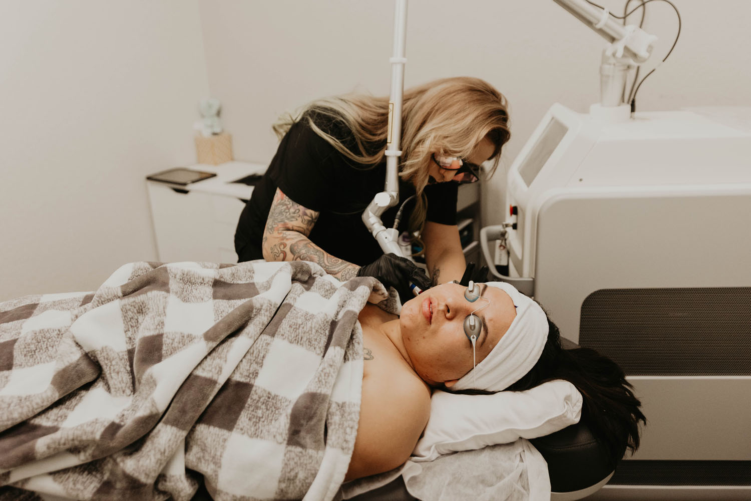 A PicoWay laser treatment at ARO Med Spa, with the PicoWay system alongside